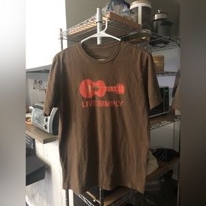 Brown Patagonia t-shirt